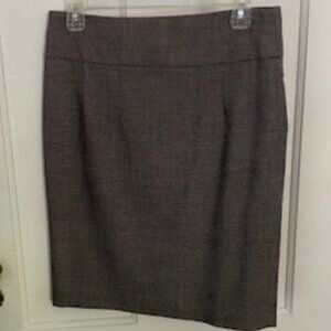 Banana Republic Gray Nailhead Skirt, Size 4